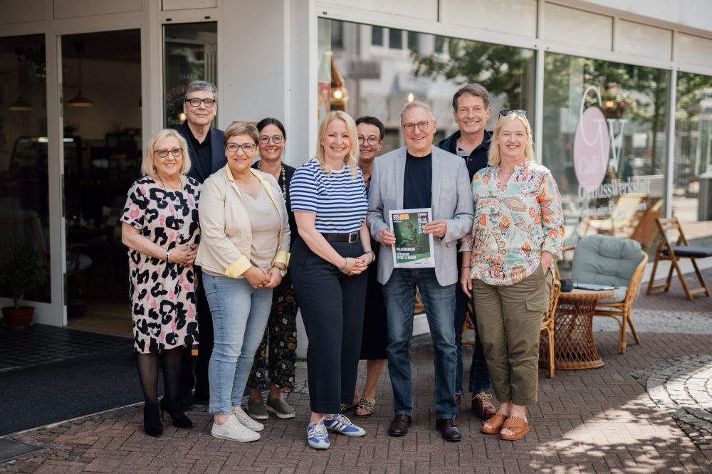 HomBuch Team